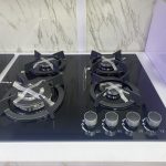 4 burner built in gas hob with 8mm tempered glass thickness and auto ignition 