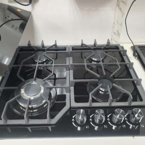 4-burner-gas-hob-with-8mm-tempered-glass-thickness-and-auto-ignition-140000.jpg
